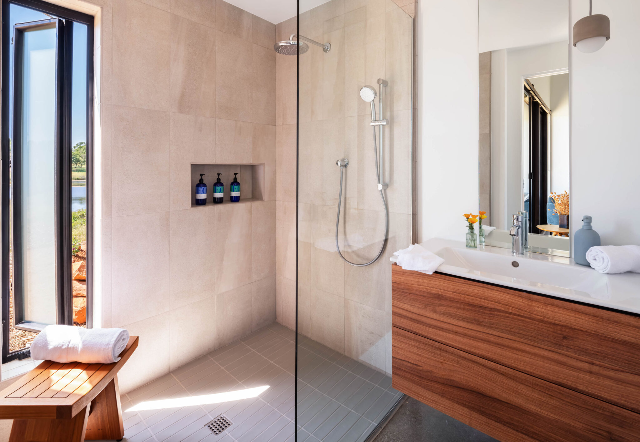 JNT custom home-bathroom